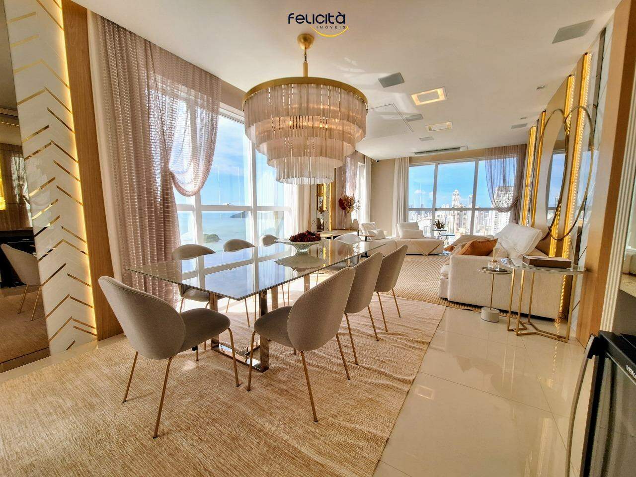 Apartamento de 4 quartos, 160m² no bairro Centro, em Balneário Camboriú | Eu Corretor