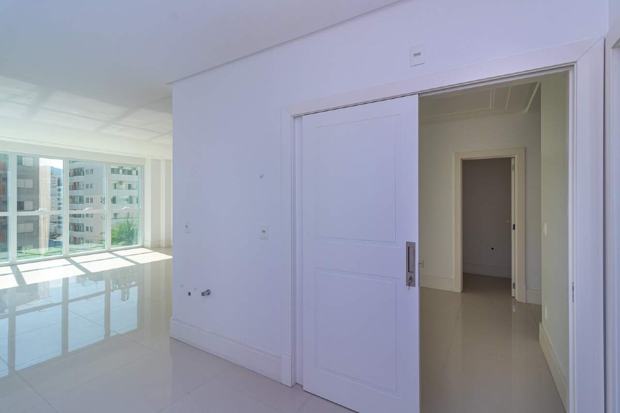 Apartamento de 3 quartos, 162m² no bairro Centro, em Balneário Camboriú | Eu Corretor