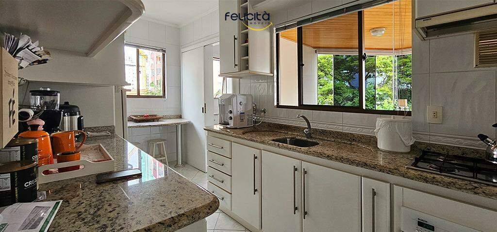 Apartamento de 3 quartos, 120m² no bairro Centro, em Balneário Camboriú | Eu Corretor