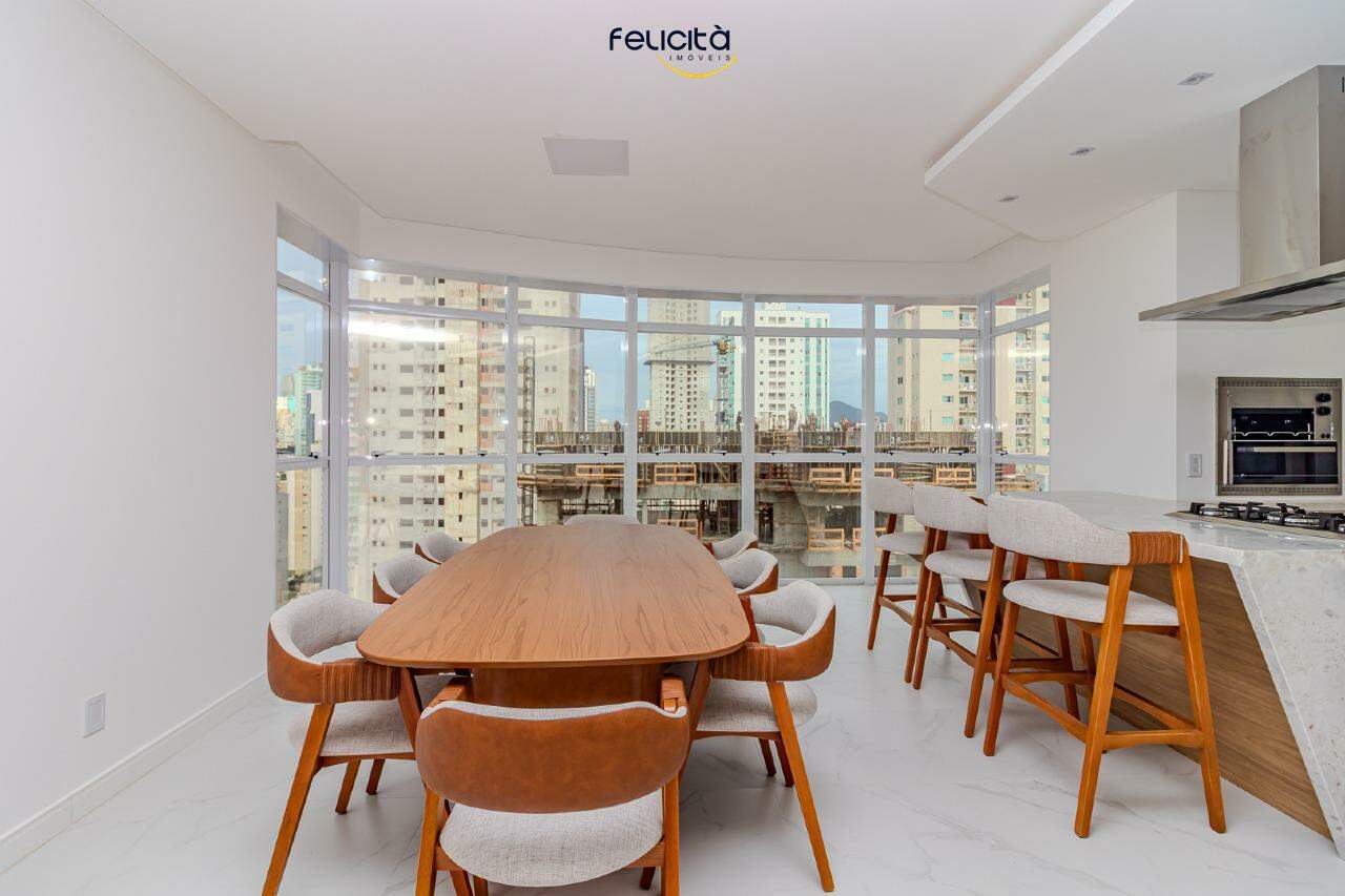 Apartamento de 3 quartos, 118m² no bairro Centro, em Balneário Camboriú | Eu Corretor
