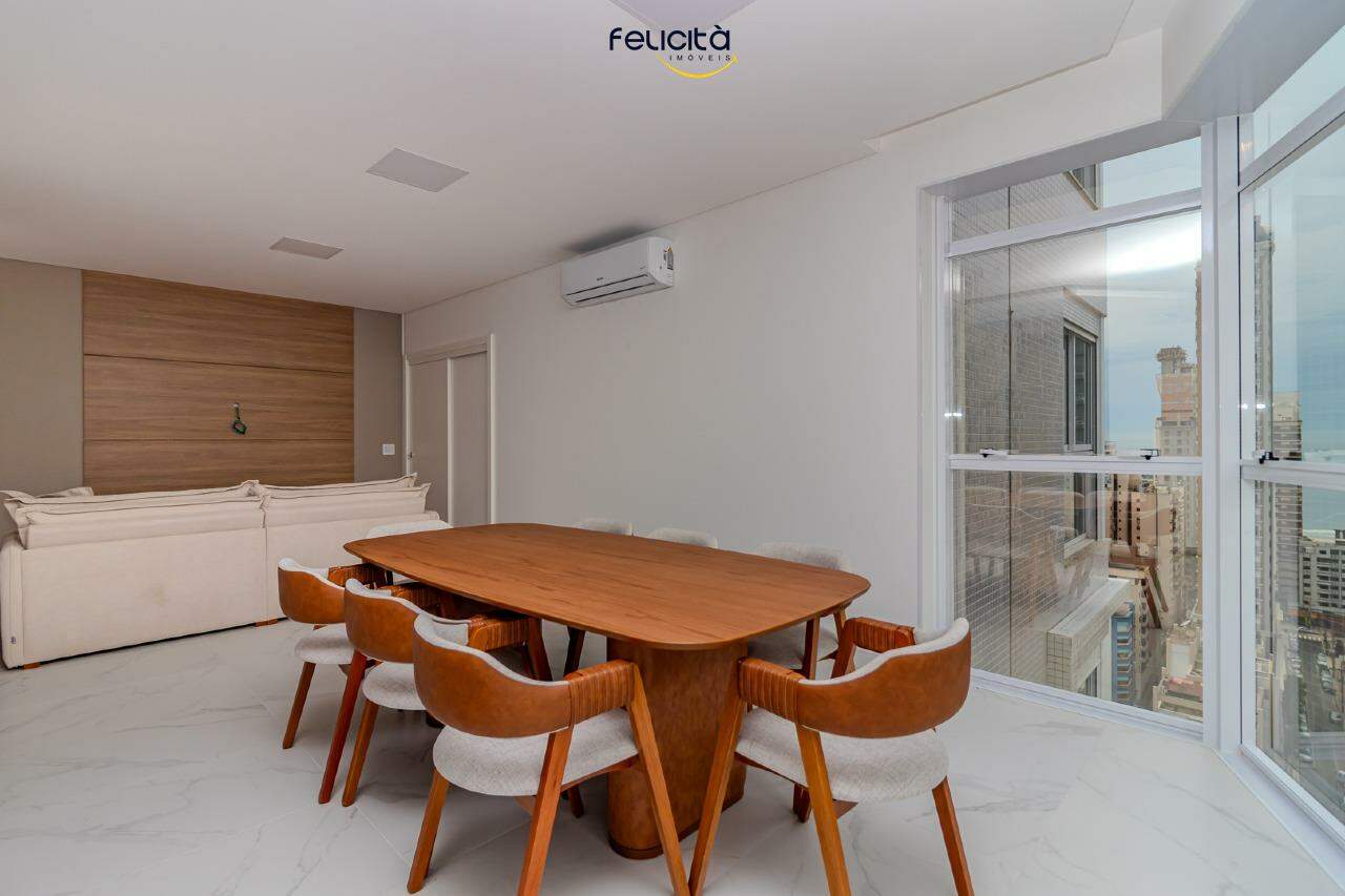 Apartamento de 3 quartos, 118m² no bairro Centro, em Balneário Camboriú | Eu Corretor