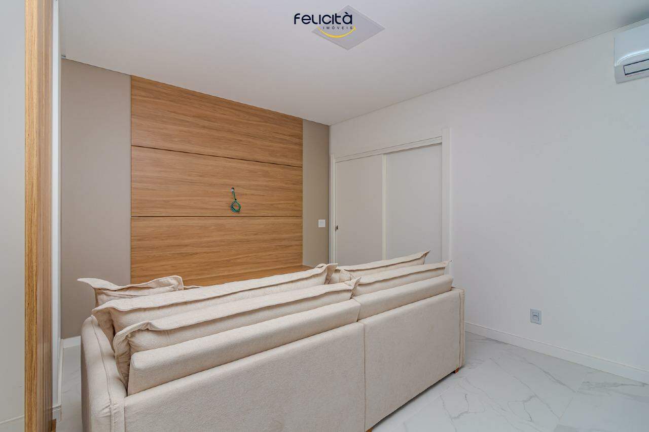 Apartamento de 3 quartos, 118m² no bairro Centro, em Balneário Camboriú | Eu Corretor