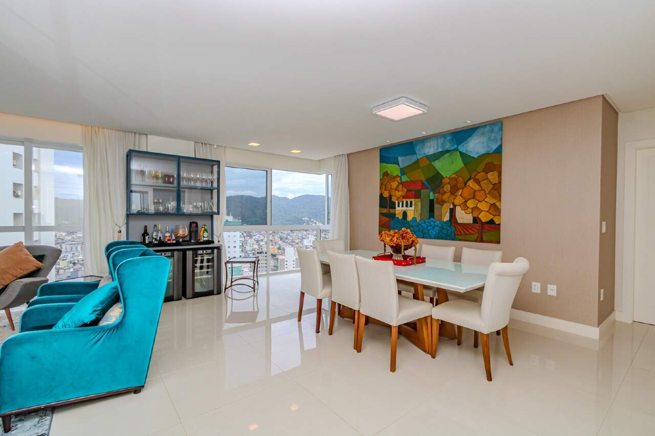 Apartamento de 4 quartos, 167m² no bairro Centro, em Balneário Camboriú | Eu Corretor