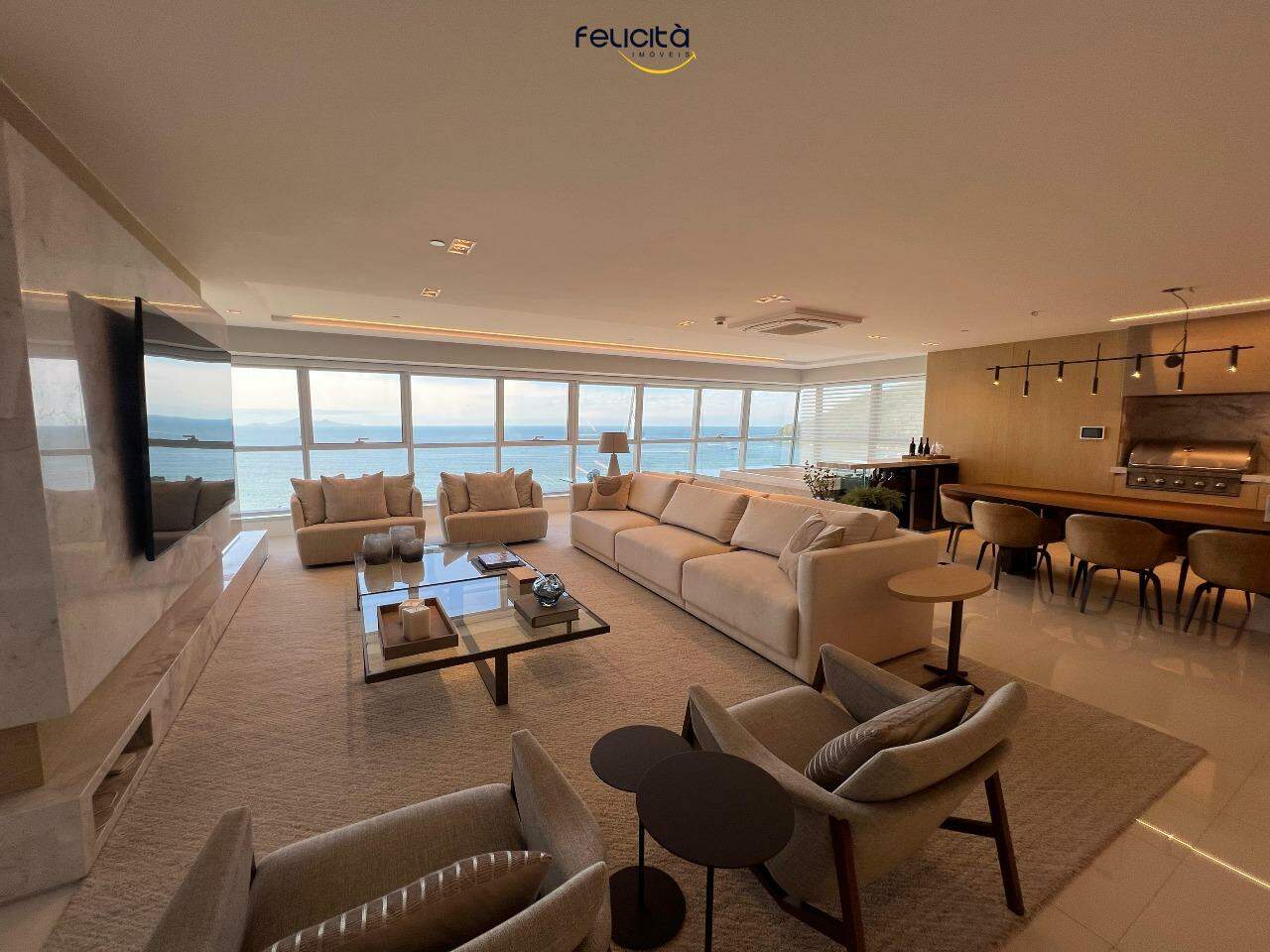 Apartamento de 4 quartos, 297m² no bairro Centro, em Balneário Camboriú | Eu Corretor