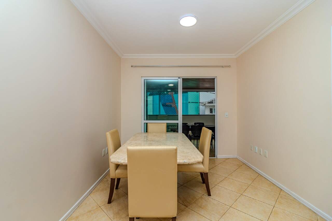 Apartamento de 3 quartos, 204m² no bairro Centro, em Balneário Camboriú | Eu Corretor