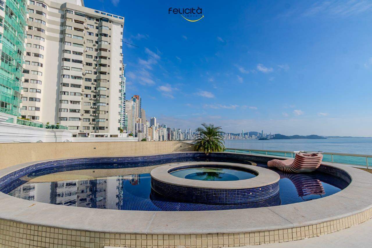 Apartamento de 4 quartos, 1000m² no bairro Barra Sul, em Balneário Camboriú | Eu Corretor