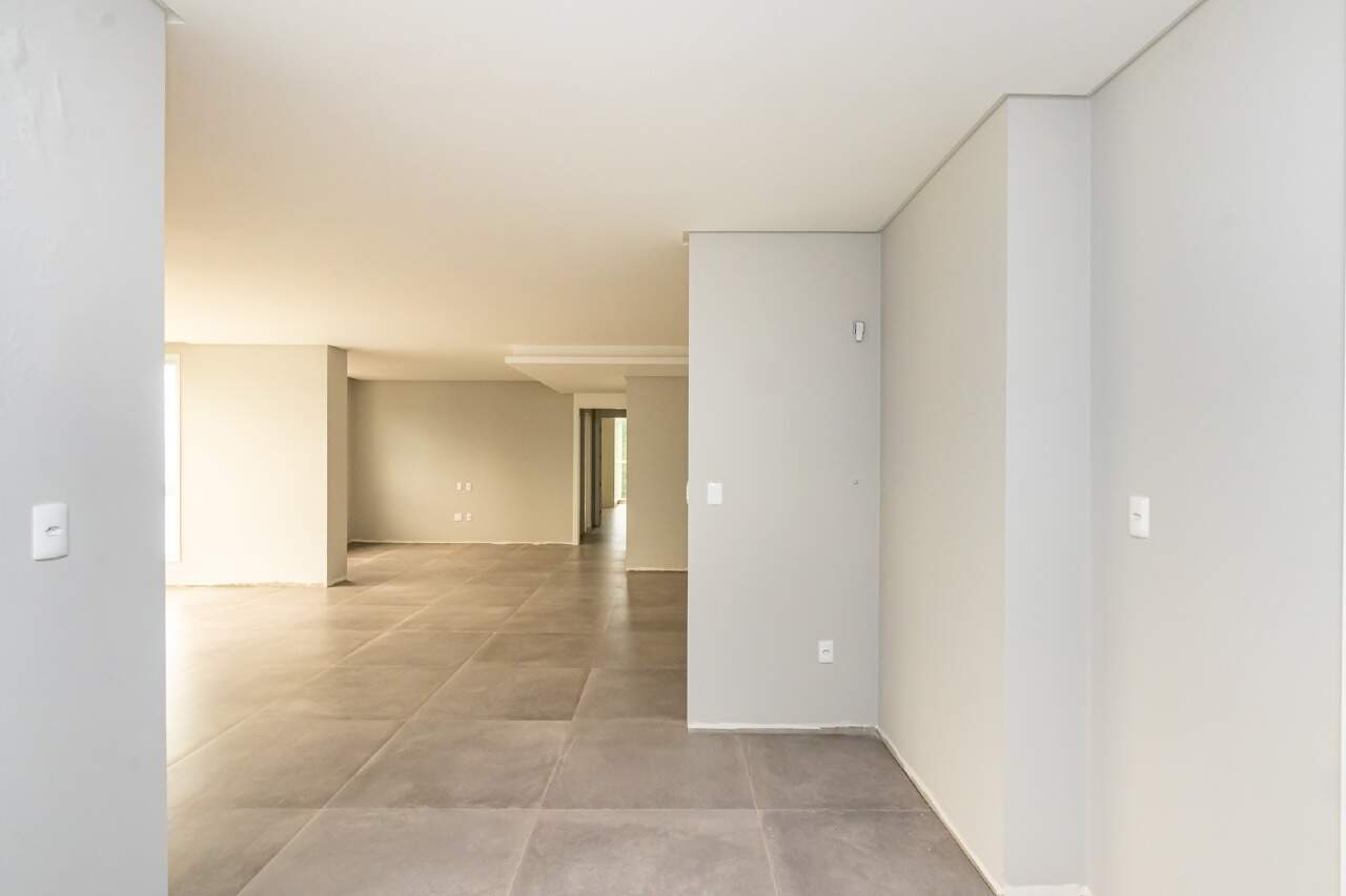 Apartamento de 3 quartos, 153m² no bairro Barra Sul, em Balneário Camboriú | Eu Corretor