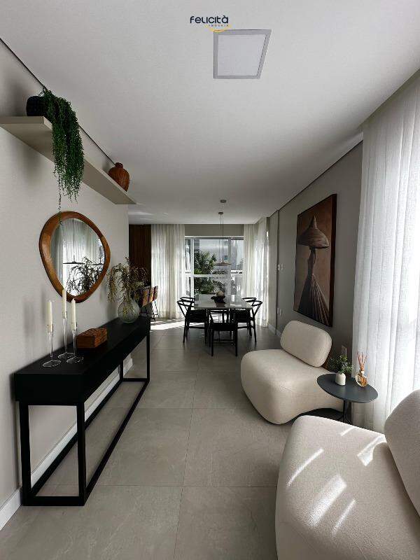 Apartamento de 2 quartos, 93m² no bairro Centro, em Balneário Camboriú | Eu Corretor