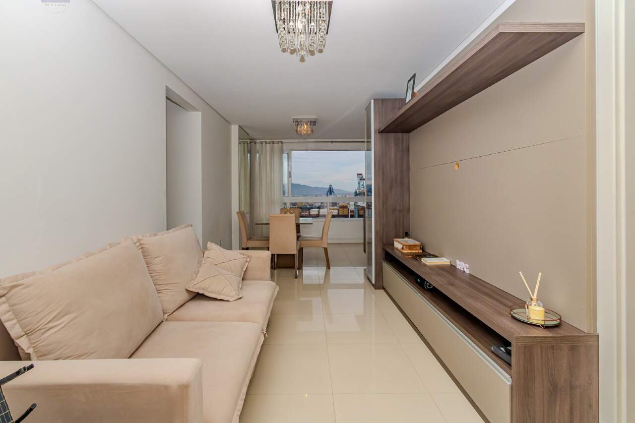 Apartamento de 2 quartos, 74m² no bairro Centro, em Itajaí | Eu Corretor