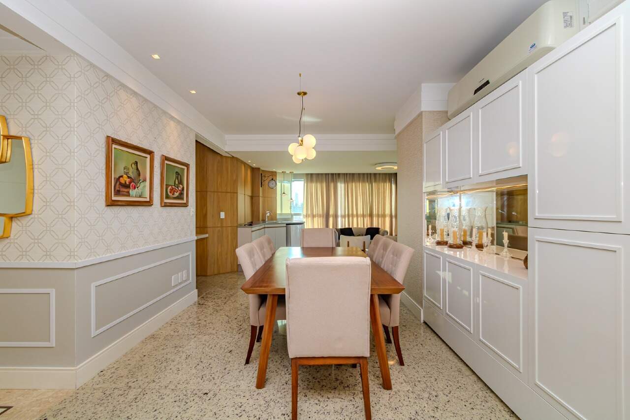 Apartamento de 3 quartos, 135m² no bairro Centro, em Balneário Camboriú | Eu Corretor