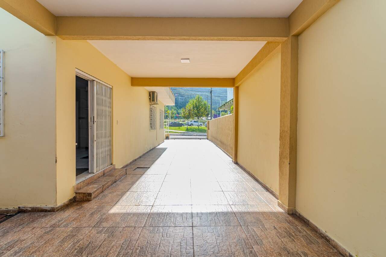 Casa de 3 quartos, 296m² no bairro Centro, em Balneário Camboriú | Eu Corretor