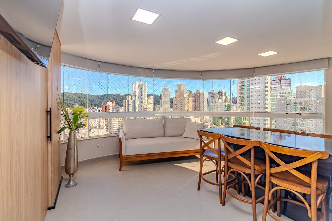 Apartamento de 3 quartos, 120m² no bairro Centro, em Balneário Camboriú | Eu Corretor
