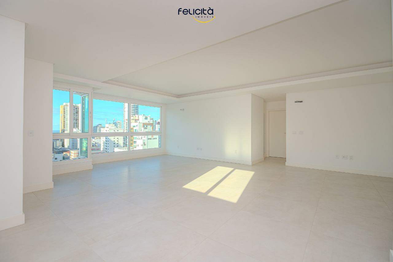 Apartamento de 3 quartos, 137m² no bairro Centro, em Balneário Camboriú | Eu Corretor