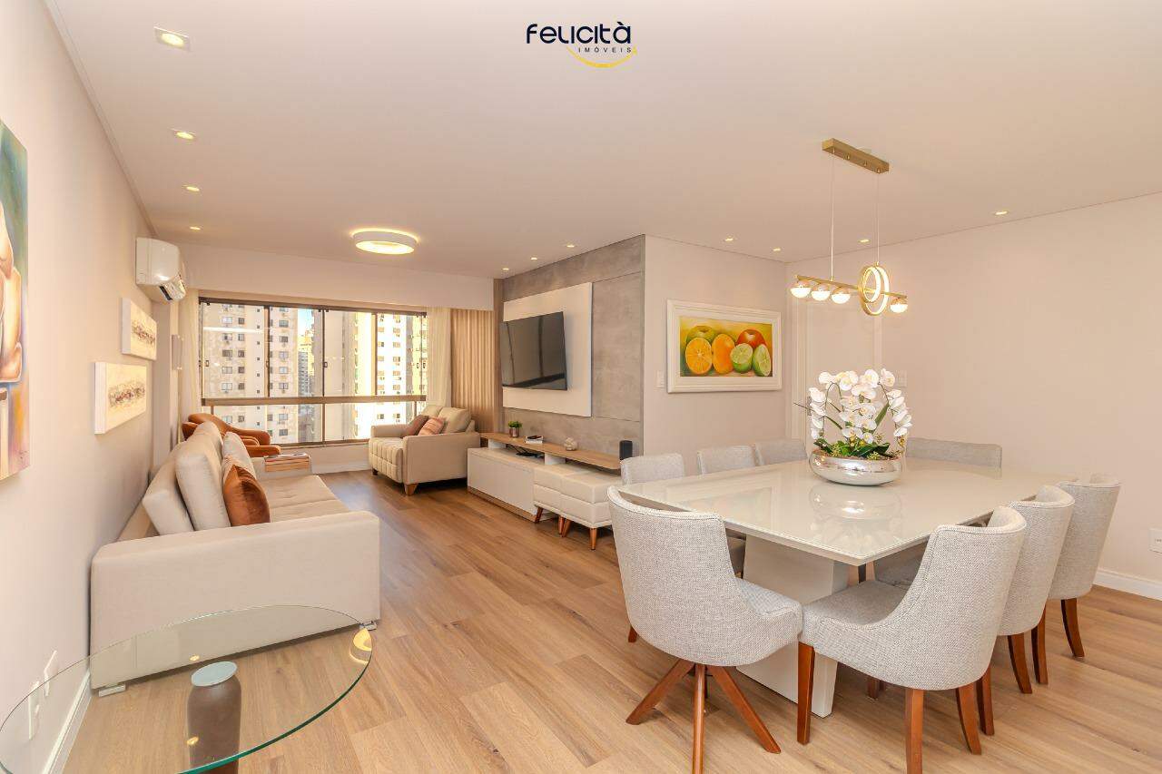 Apartamento de 3 quartos, 131m² no bairro Centro, em Balneário Camboriú | Eu Corretor
