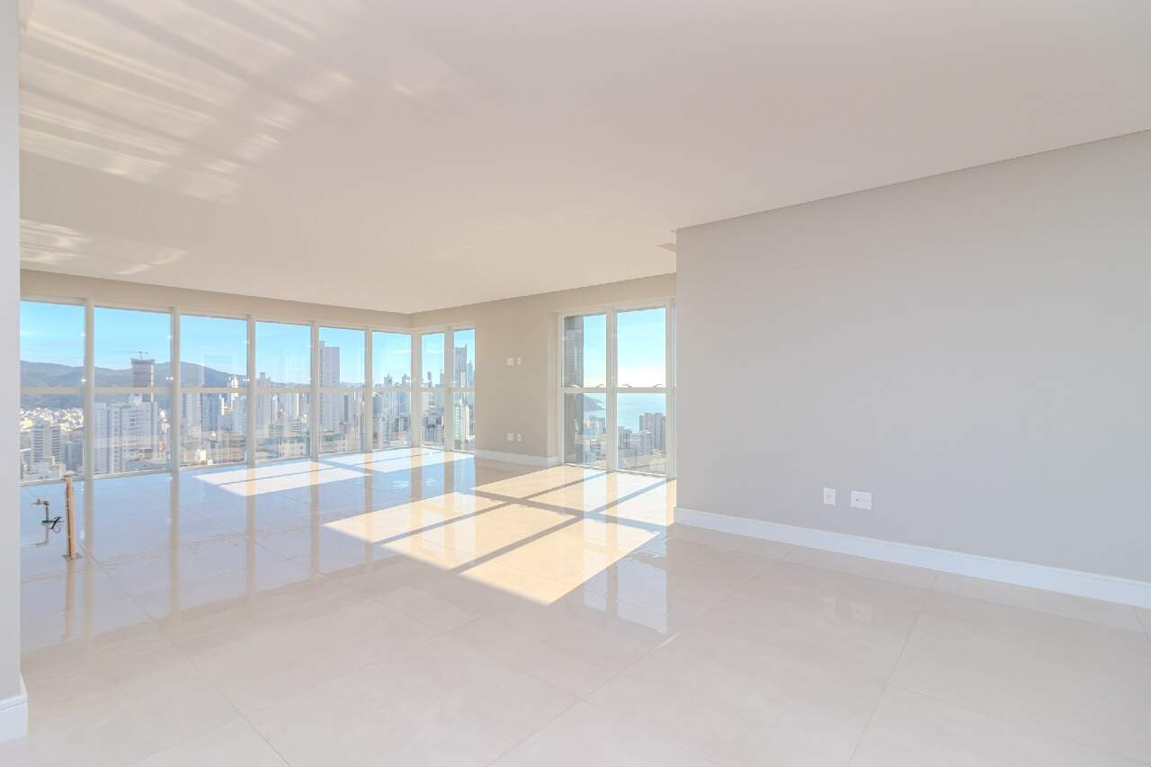 Apartamento de 6 quartos, 347m² no bairro Centro, em Balneário Camboriú | Eu Corretor