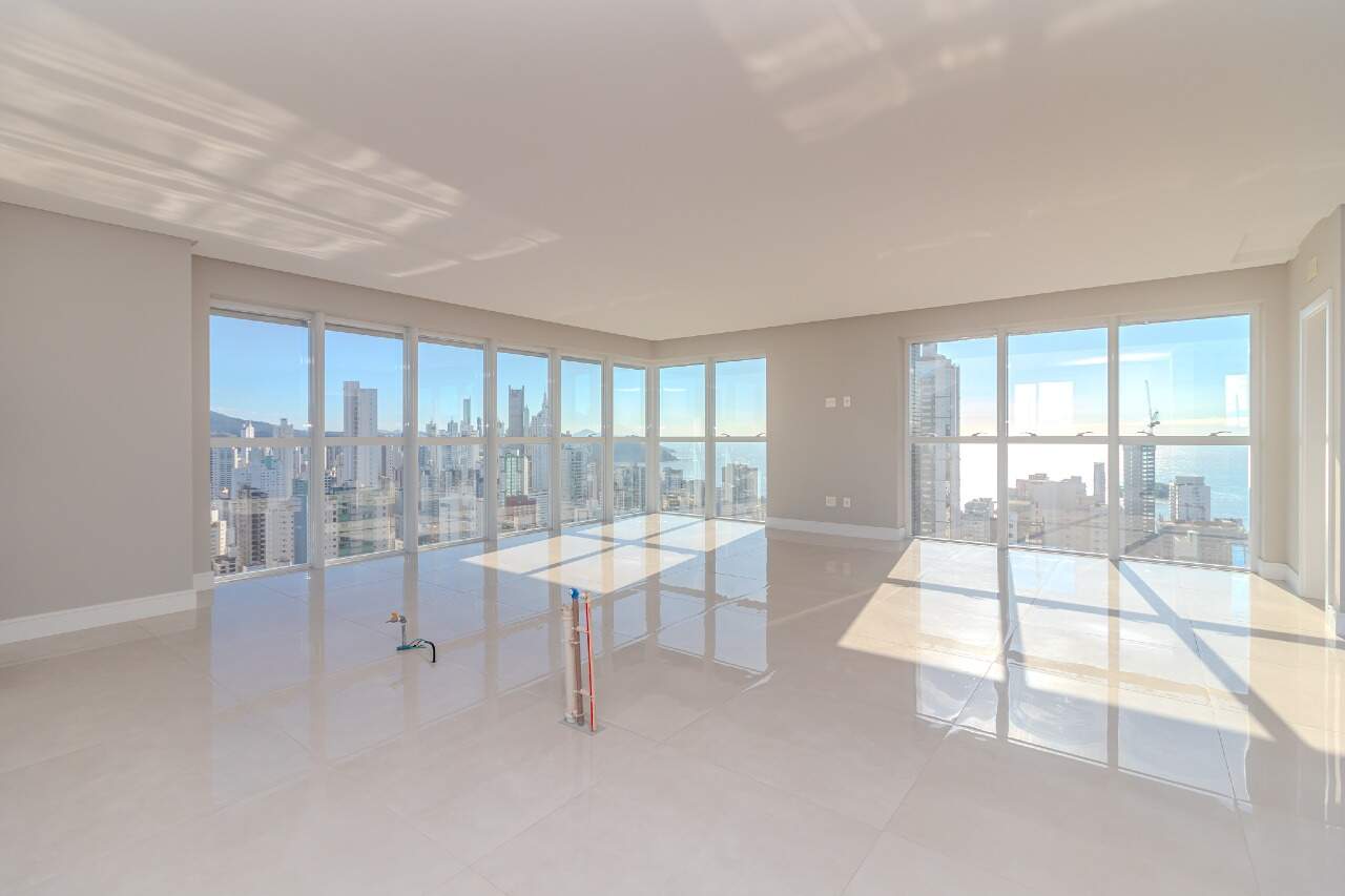 Apartamento de 6 quartos, 347m² no bairro Centro, em Balneário Camboriú | Eu Corretor