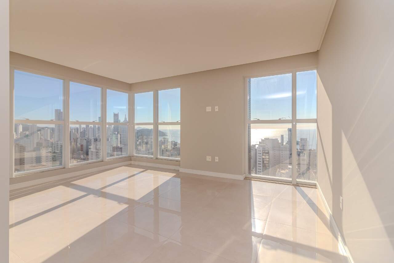 Apartamento de 6 quartos, 347m² no bairro Centro, em Balneário Camboriú | Eu Corretor
