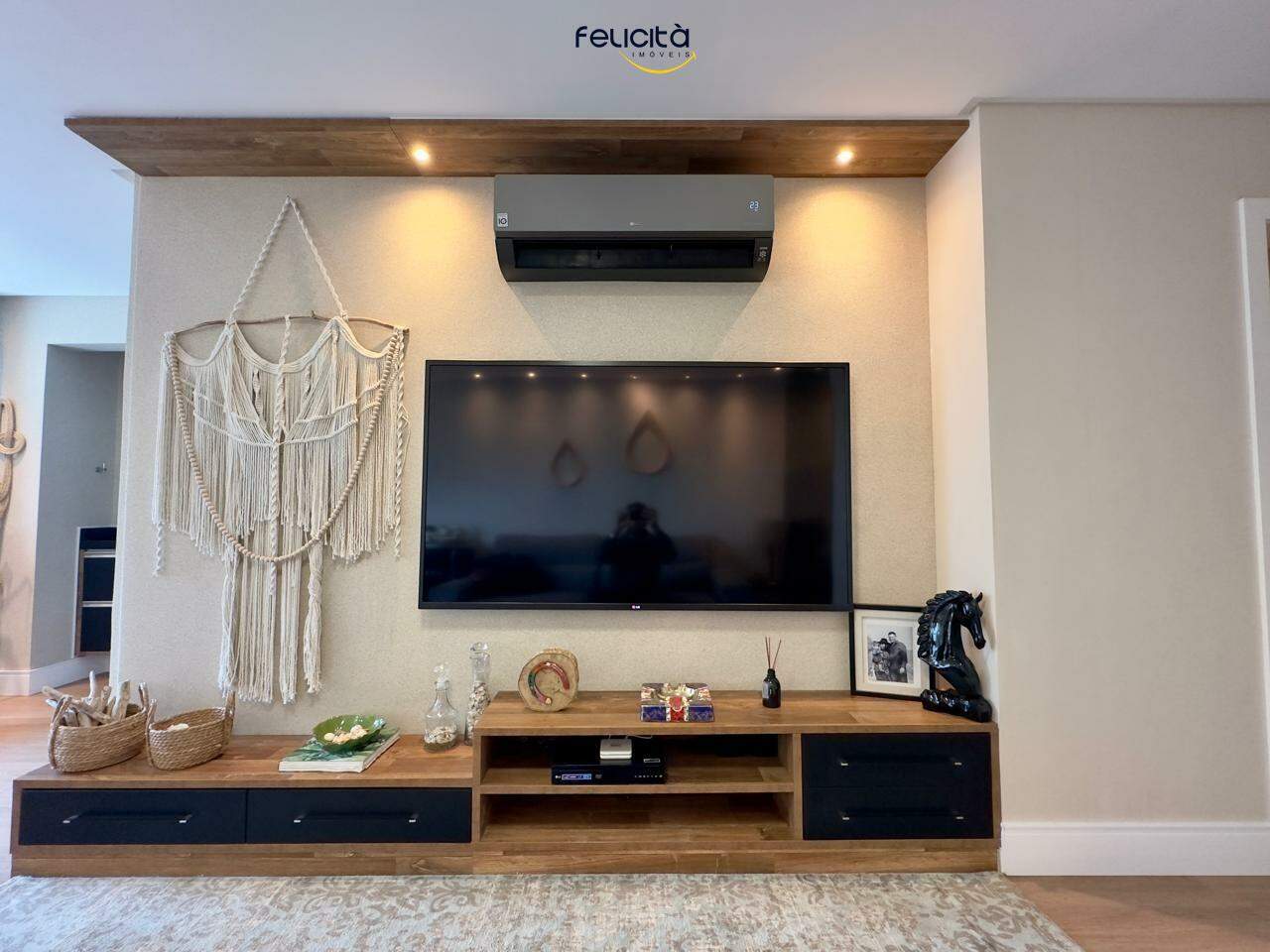 Apartamento de 3 quartos, 121m² no bairro Centro, em Balneário Camboriú | Eu Corretor
