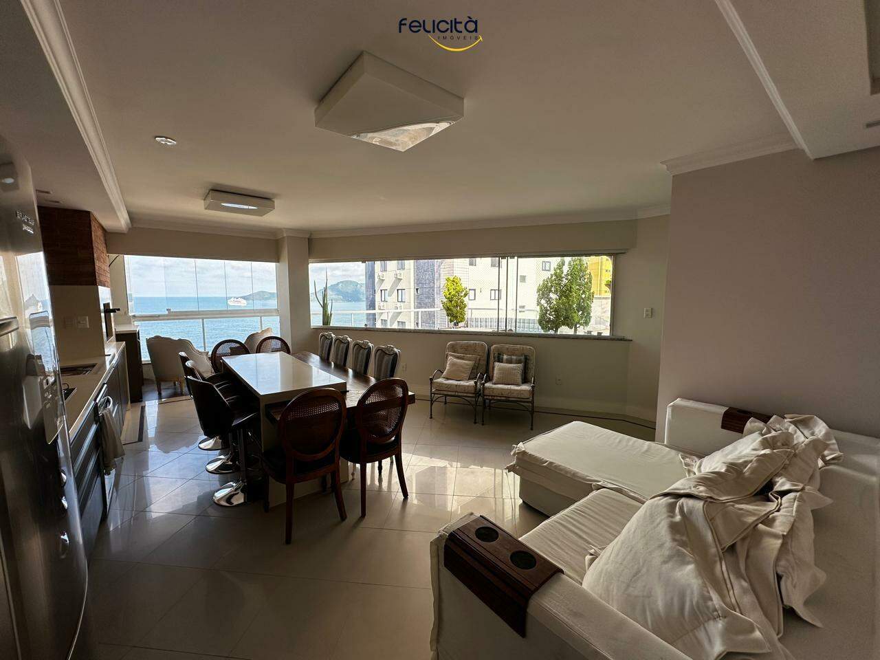 Apartamento de 4 quartos, 250m² no bairro Centro, em Balneário Camboriú | Eu Corretor