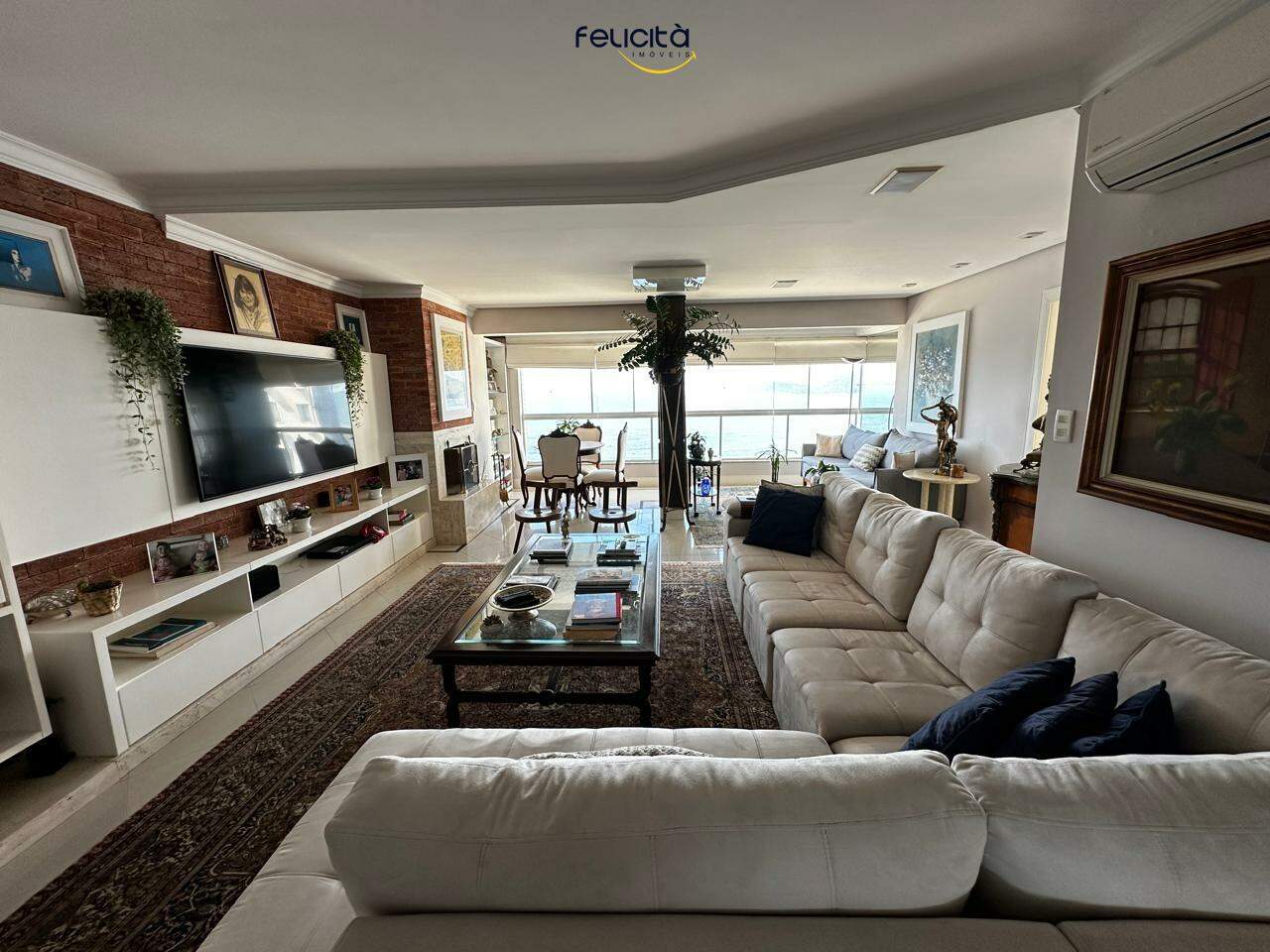 Apartamento de 4 quartos, 250m² no bairro Centro, em Balneário Camboriú | Eu Corretor