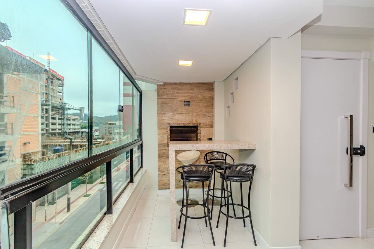 Apartamento de 2 quartos, 85m² no bairro Centro, em Balneário Camboriú | Eu Corretor