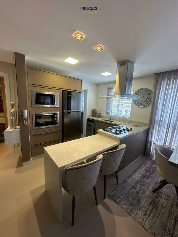 Apartamento de 3 quartos, 103m² no bairro Centro, em Balneário Camboriú | Eu Corretor