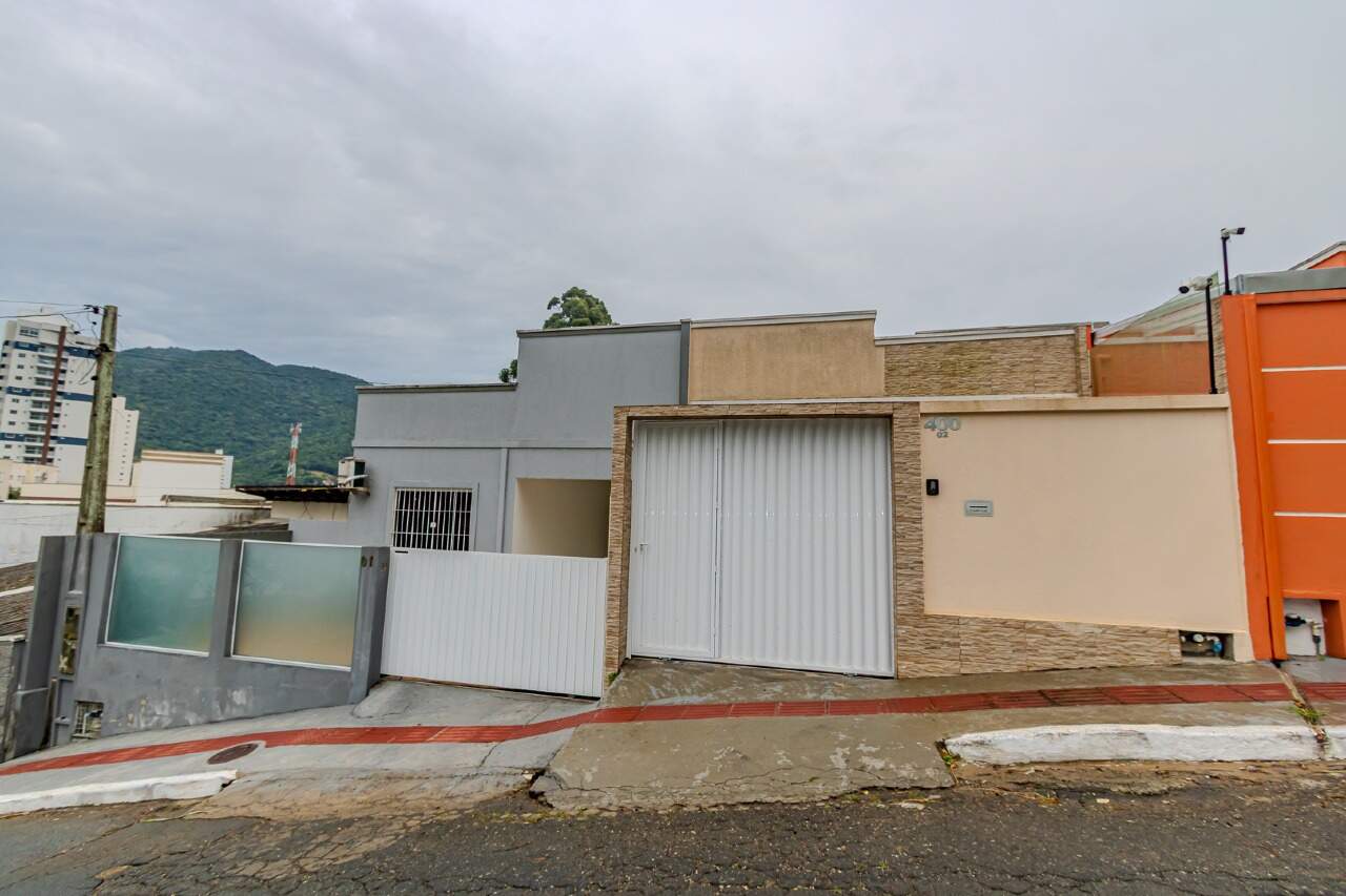 Casa de 2 quartos, 117m² no bairro Fazenda, em Itajaí | Eu Corretor