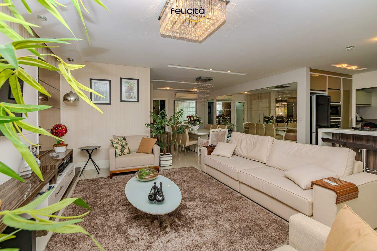 Apartamento de 3 quartos, 140m² no bairro Centro, em Balneário Camboriú | Eu Corretor
