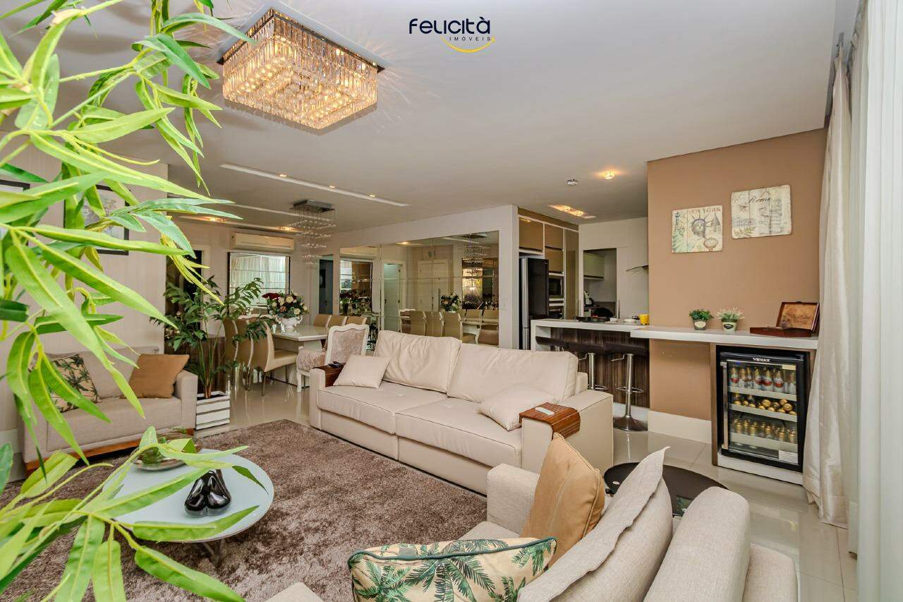Apartamento de 3 quartos, 140m² no bairro Centro, em Balneário Camboriú | Eu Corretor