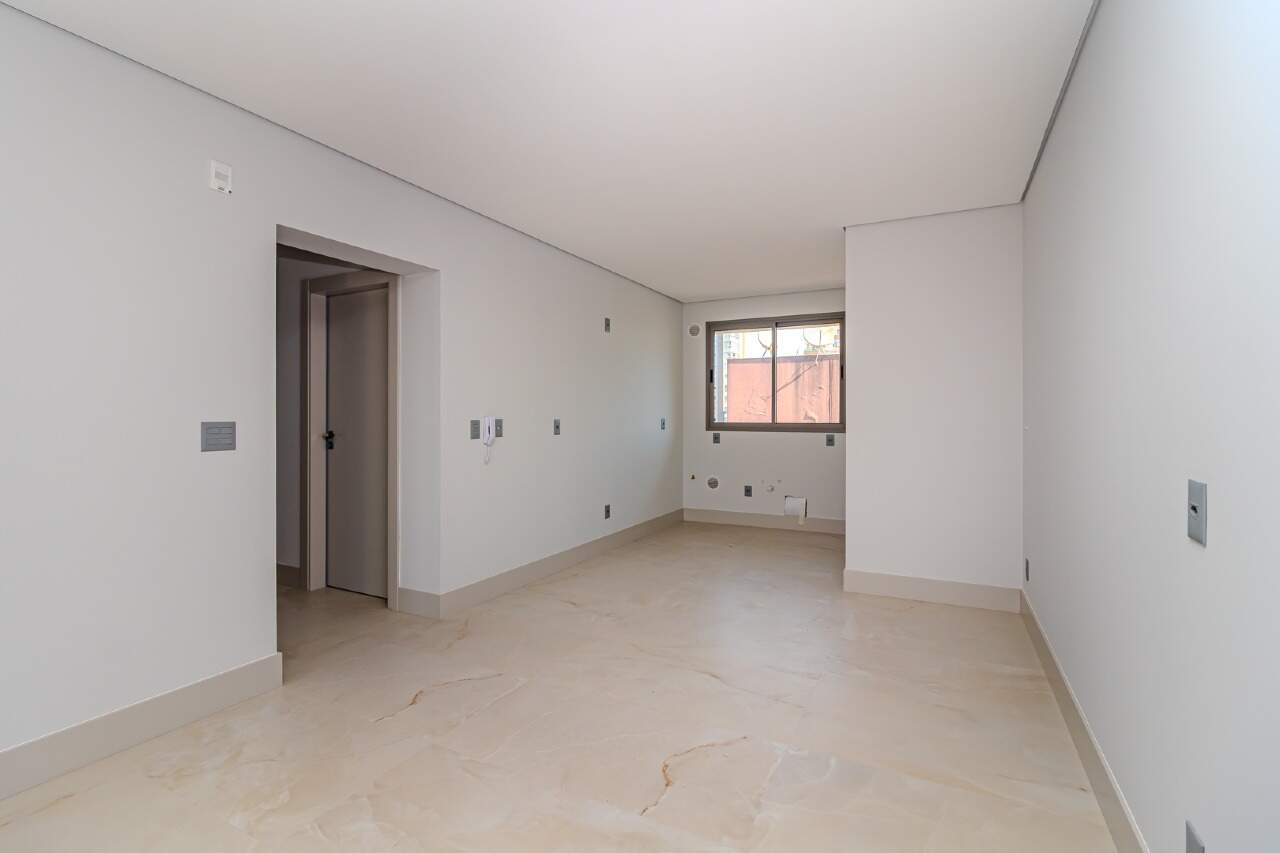 Apartamento de 3 quartos, 120m² no bairro Centro, em Balneário Camboriú | Eu Corretor