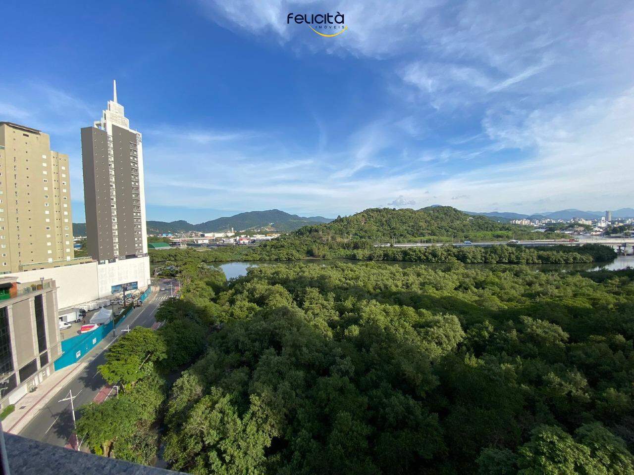 Apartamento de 3 quartos, 127m² no bairro Centro, em Balneário Camboriú | Eu Corretor