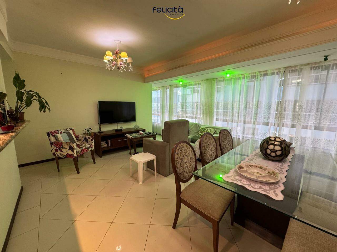 Apartamento de 3 quartos, 134m² no bairro Centro, em Balneário Camboriú | Eu Corretor