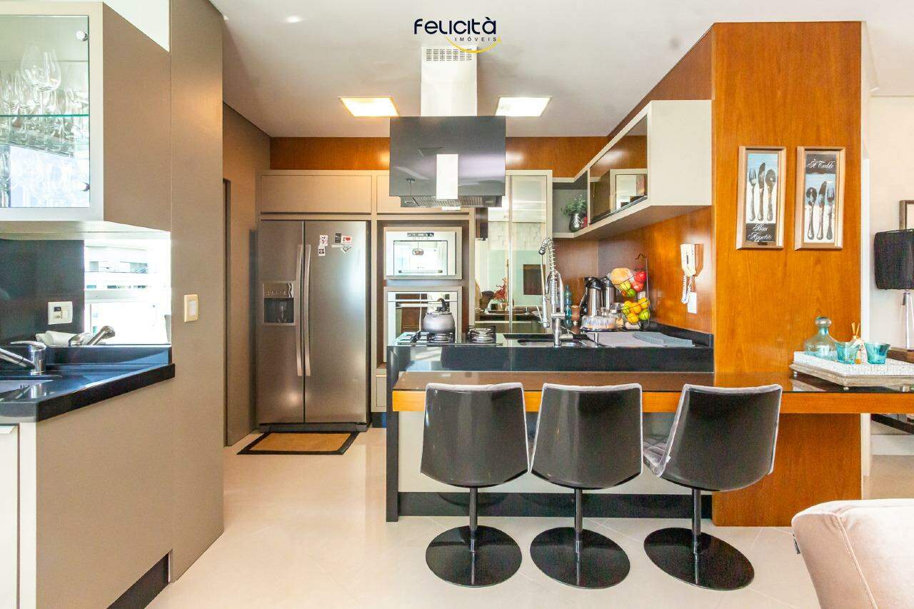 Apartamento de 3 quartos, 133m² no bairro Centro, em Balneário Camboriú | Eu Corretor