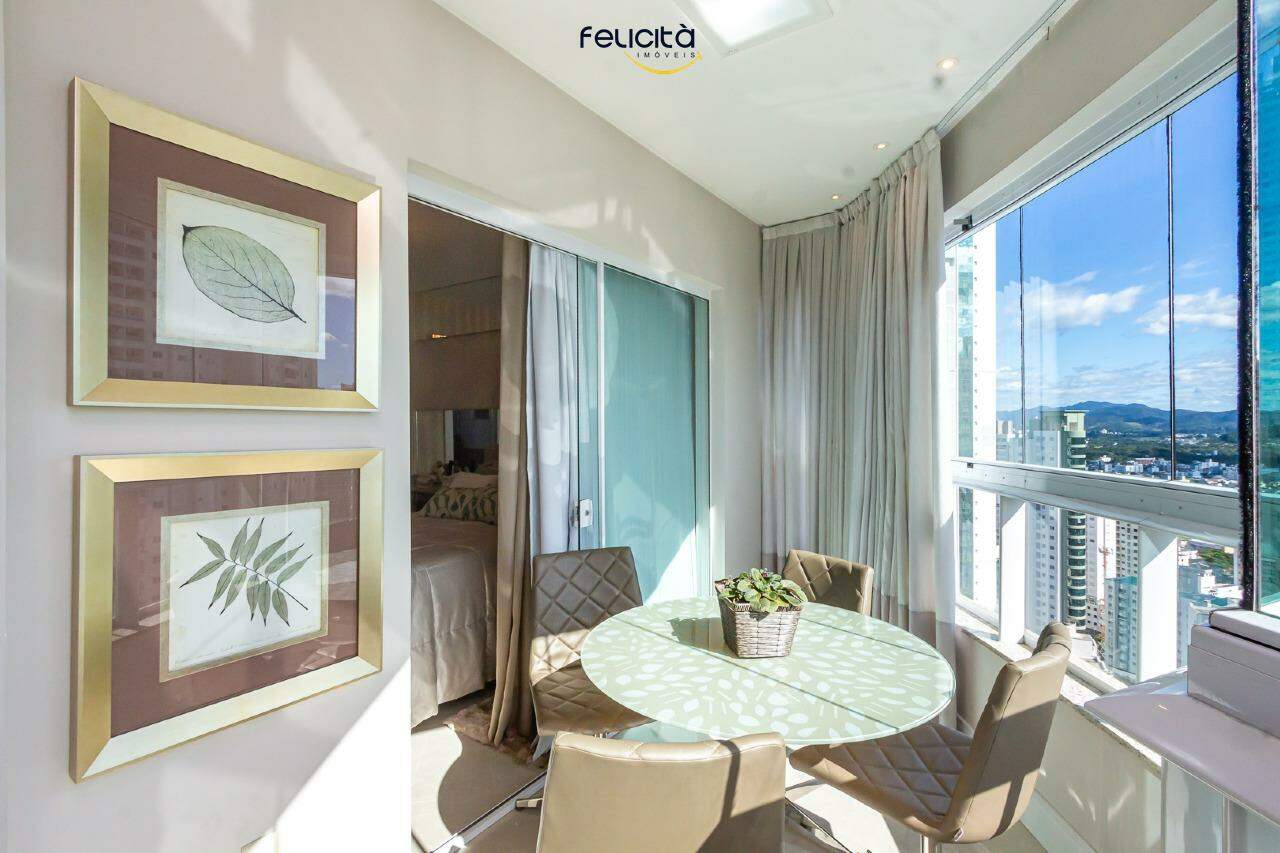Apartamento de 3 quartos, 133m² no bairro Centro, em Balneário Camboriú | Eu Corretor