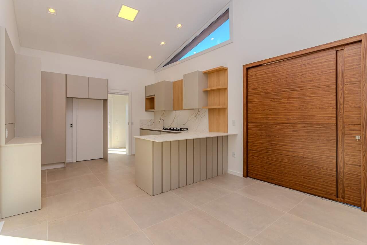Casa de Condomínio de 3 quartos, 182m² no bairro Santa Regina, em Camboriú | Eu Corretor