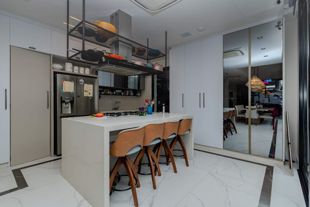 Casa de Condomínio de 3 quartos, 275m² no bairro Fazenda, em Itajaí | Eu Corretor