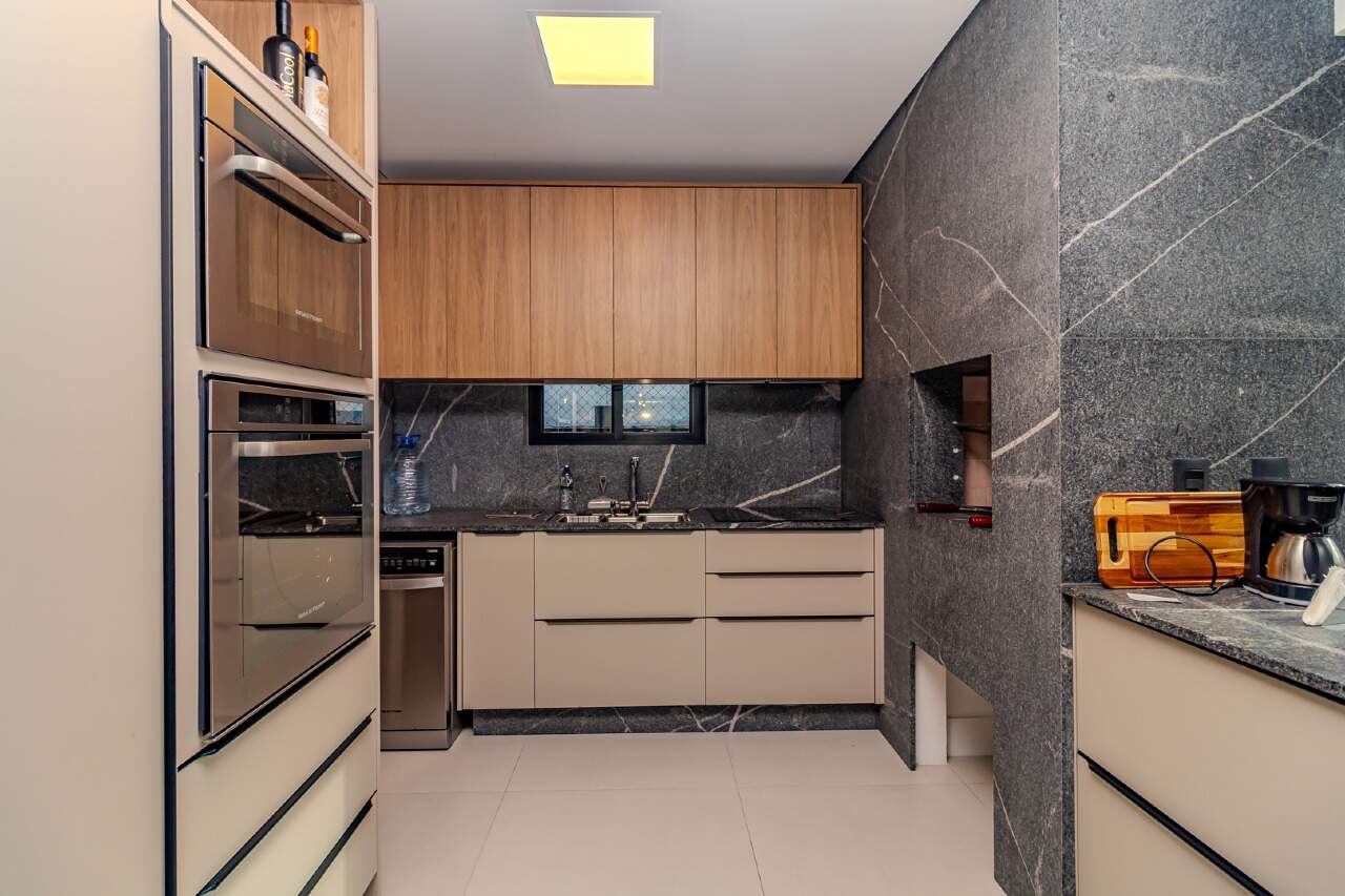 Apartamento de 4 quartos, 154m² no bairro Centro, em Balneário Camboriú | Eu Corretor