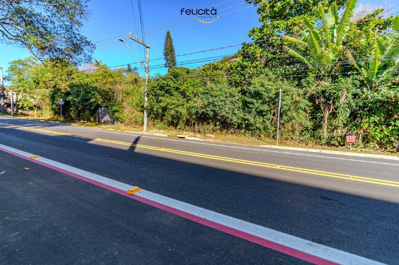 Lote/Terreno de 2905m² no bairro Centro, em Balneário Camboriú | Eu Corretor
