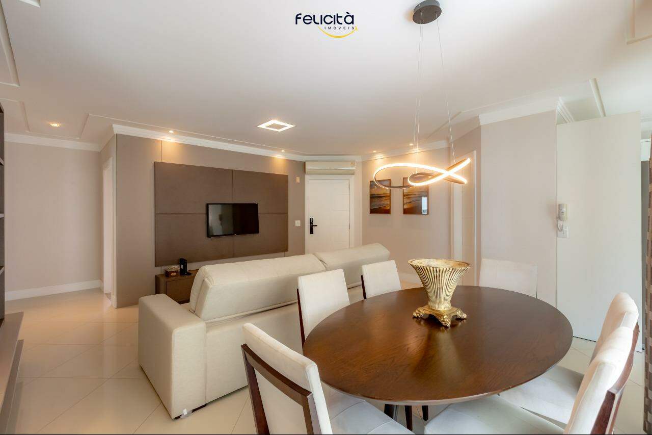 Apartamento de 3 quartos, 131m² no bairro Centro, em Balneário Camboriú | Eu Corretor