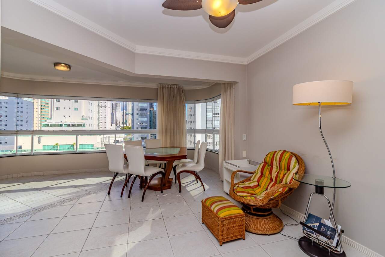 Apartamento de 3 quartos, 124m² no bairro Pioneiros, em Balneário Camboriú | Eu Corretor