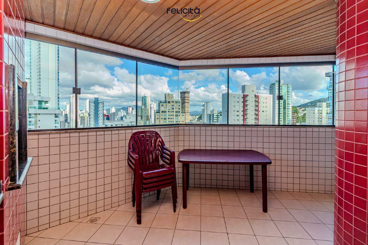 Apartamento de 2 quartos, 100m² no bairro Centro, em Balneário Camboriú | Eu Corretor