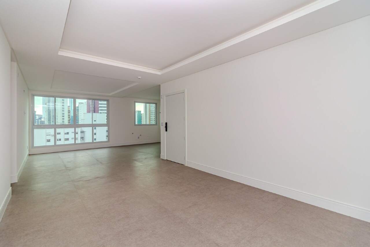 Apartamento de 4 quartos, 143m² no bairro Centro, em Balneário Camboriú | Eu Corretor