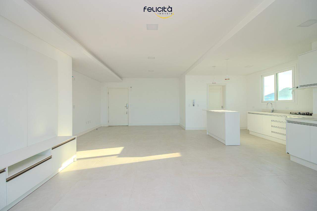 Apartamento de 3 quartos, 137m² no bairro Centro, em Balneário Camboriú | Eu Corretor