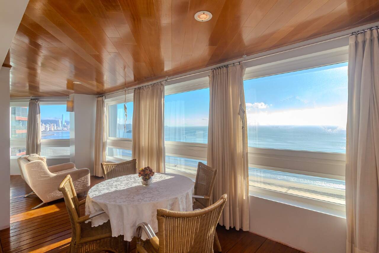 Apartamento de 4 quartos, 214m² no bairro Centro, em Balneário Camboriú | Eu Corretor