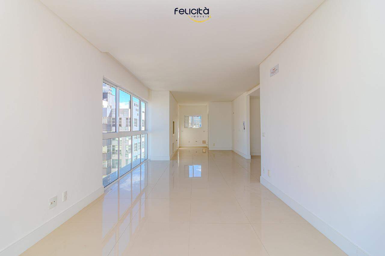 Apartamento de 3 quartos, 123m² no bairro Centro, em Balneário Camboriú | Eu Corretor