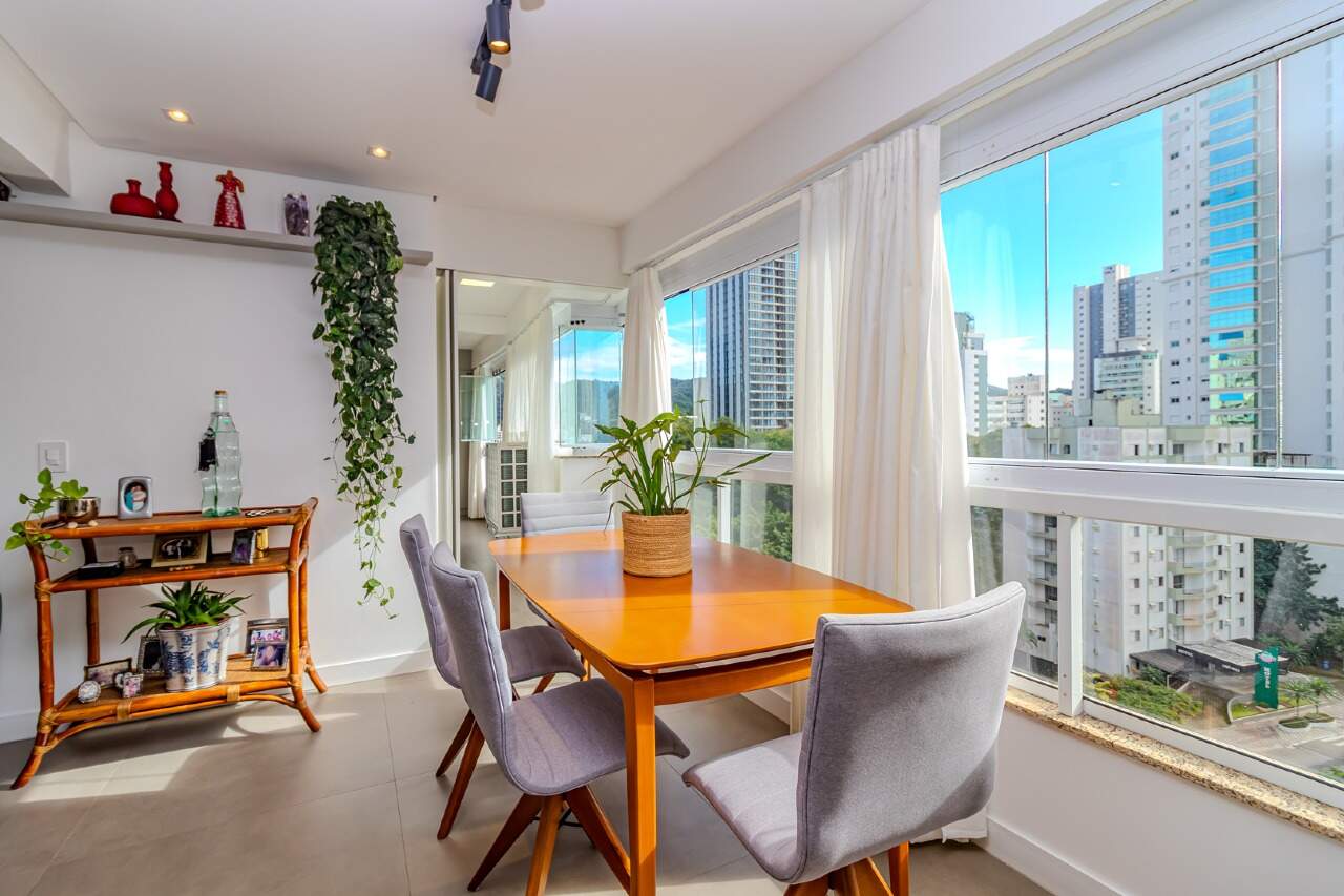 Apartamento de 2 quartos, 95m² no bairro Centro, em Balneário Camboriú | Eu Corretor