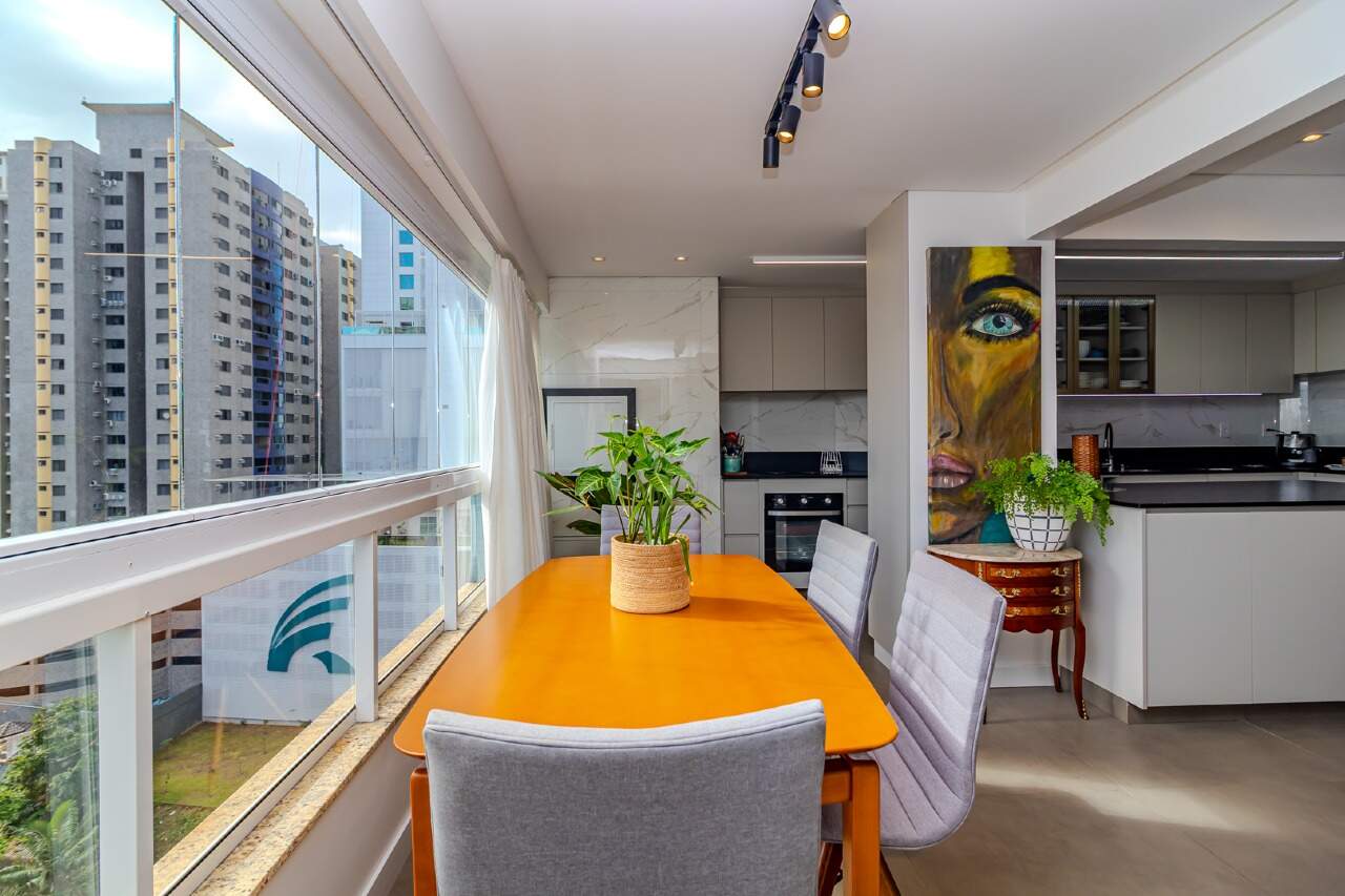 Apartamento de 2 quartos, 95m² no bairro Centro, em Balneário Camboriú | Eu Corretor