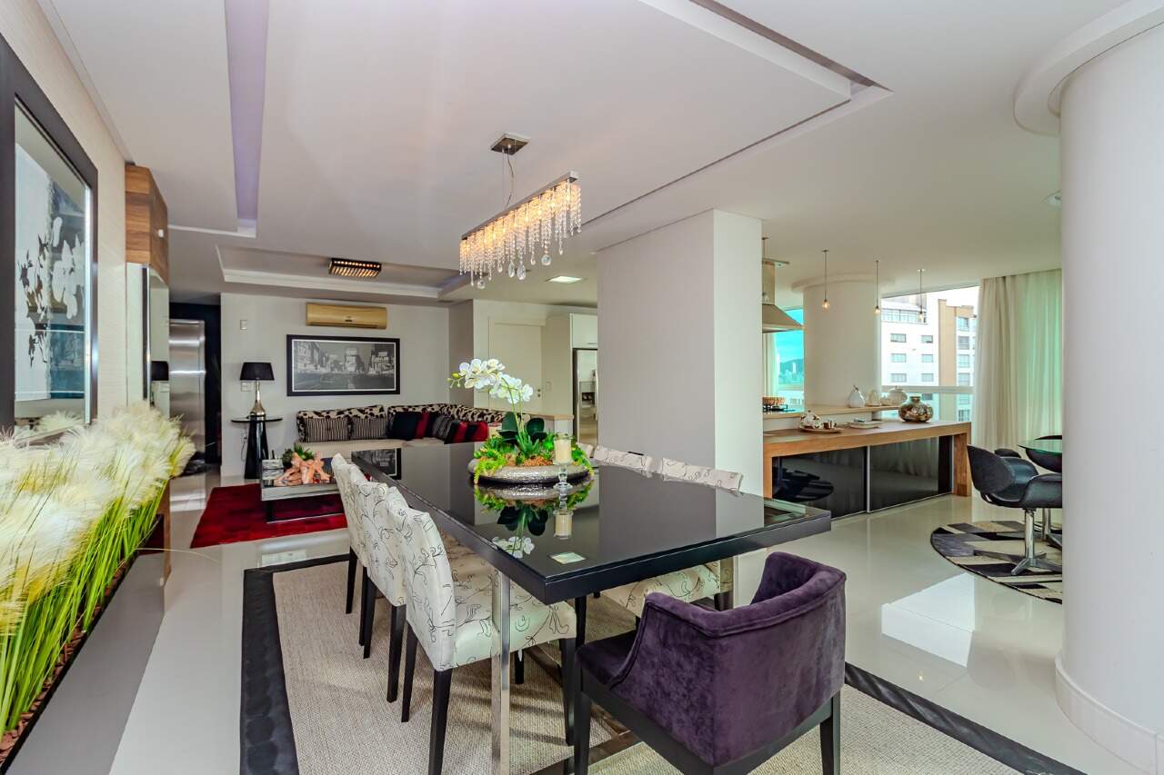 Apartamento de 4 quartos, 180m² no bairro Centro, em Balneário Camboriú | Eu Corretor