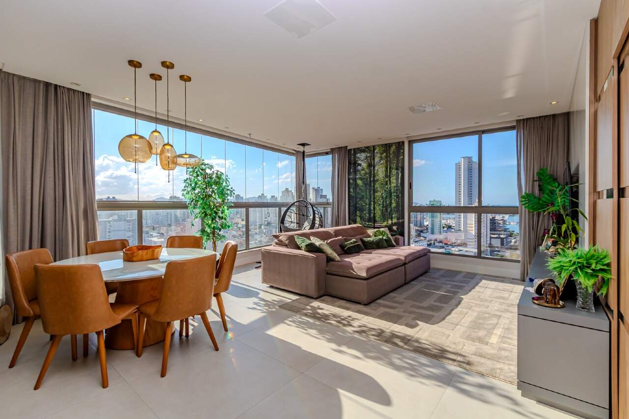 Apartamento de 3 quartos, 133m² no bairro Fazenda, em Itajaí | Eu Corretor