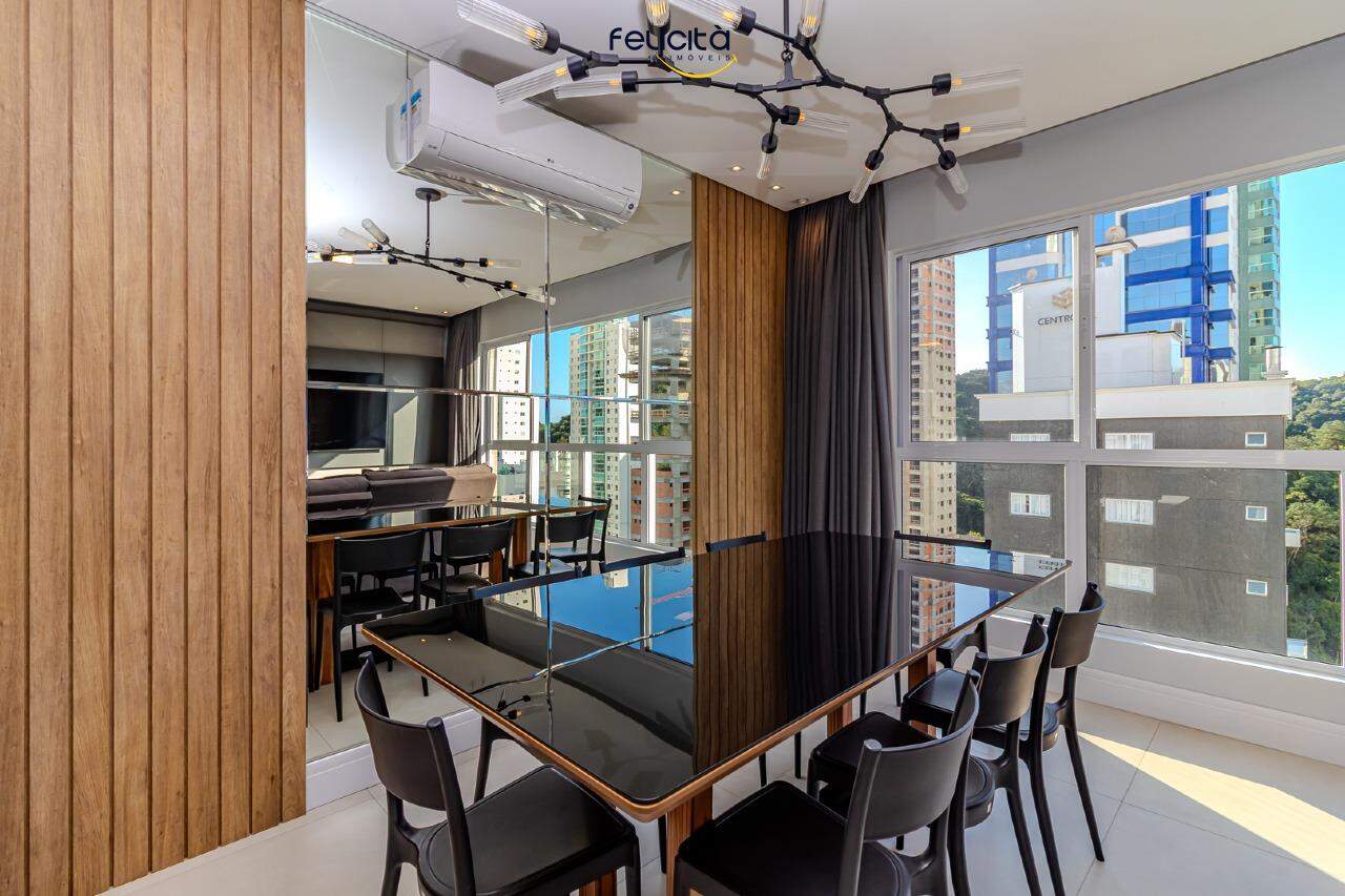 Apartamento de 3 quartos, 115m² no bairro Pioneiros, em Balneário Camboriú | Eu Corretor